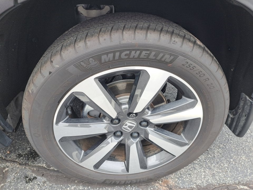 2025 Honda Pilot Touring
