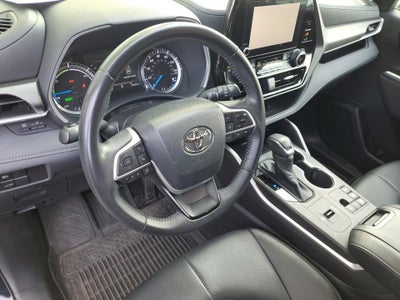 2023 Toyota Highlander Hybrid XLE