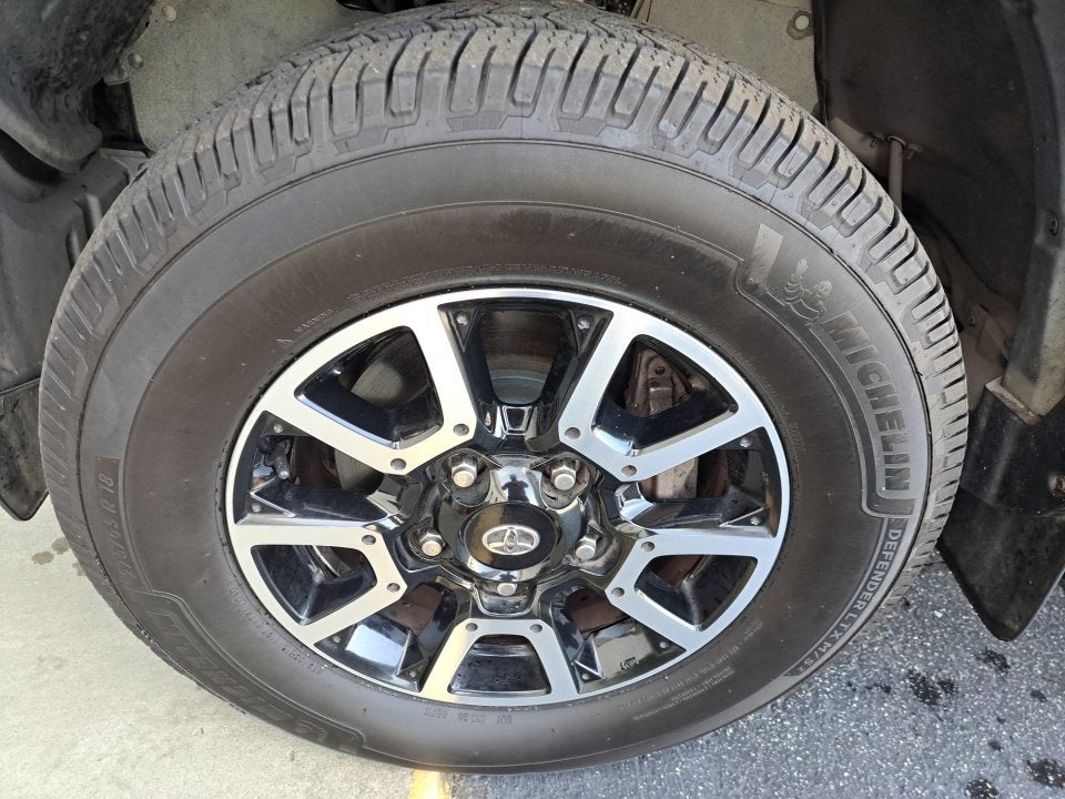 2016 Toyota Tundra 4WD Truck SR5
