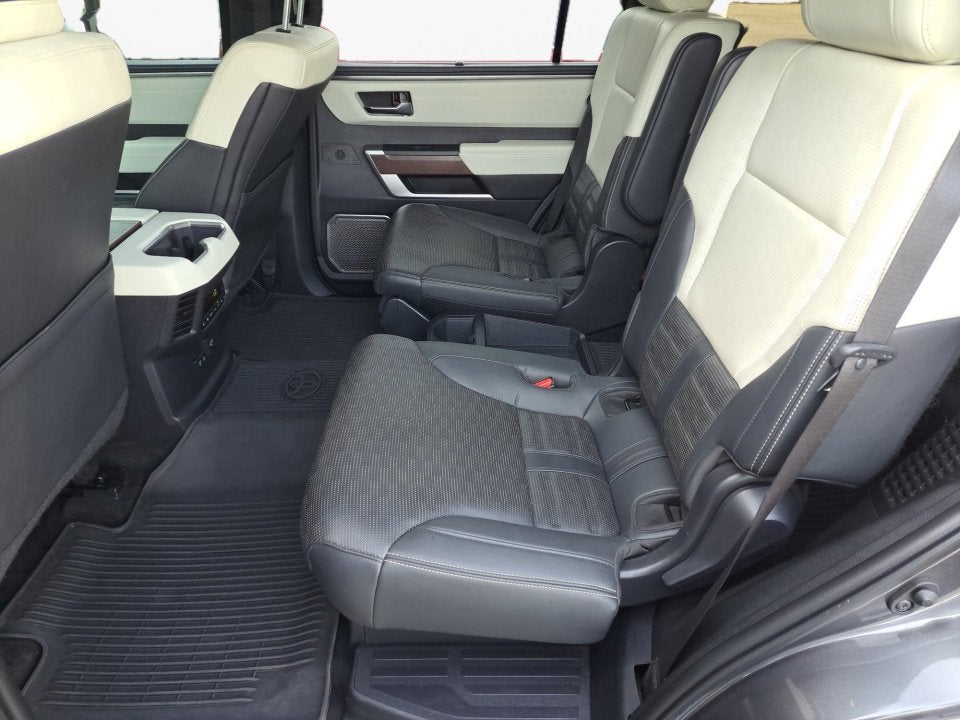 2024 Toyota Sequoia SR5