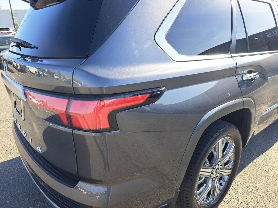 2024 Toyota Sequoia SR5