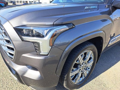 2024 Toyota Sequoia SR5