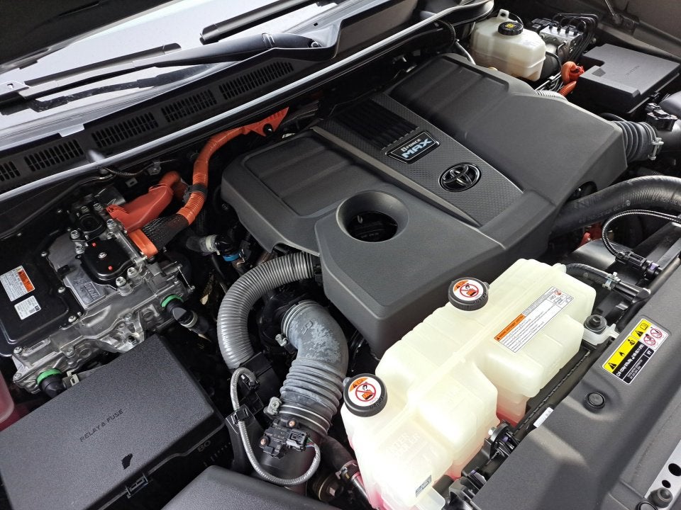 2024 Toyota Sequoia SR5