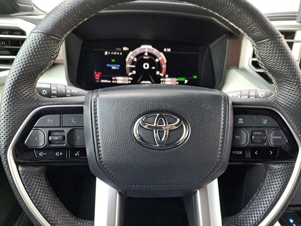 2024 Toyota Sequoia SR5