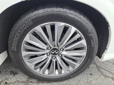 2025 INFINITI QX80 SENSORY AWD