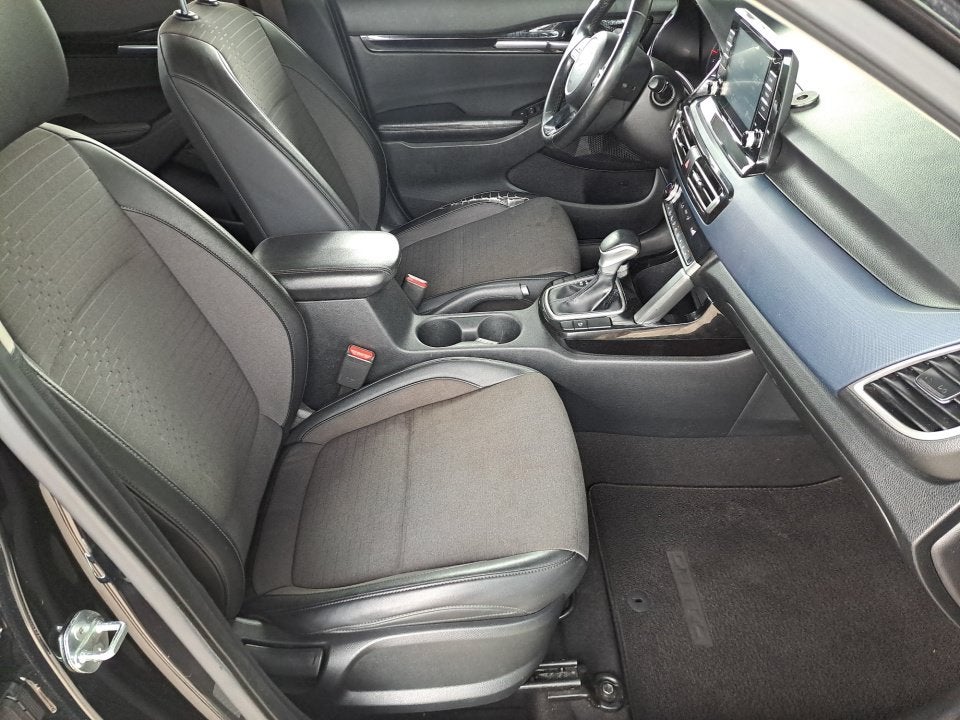 2023 Kia Seltos S