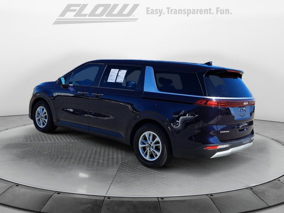 2023 Kia Carnival LX