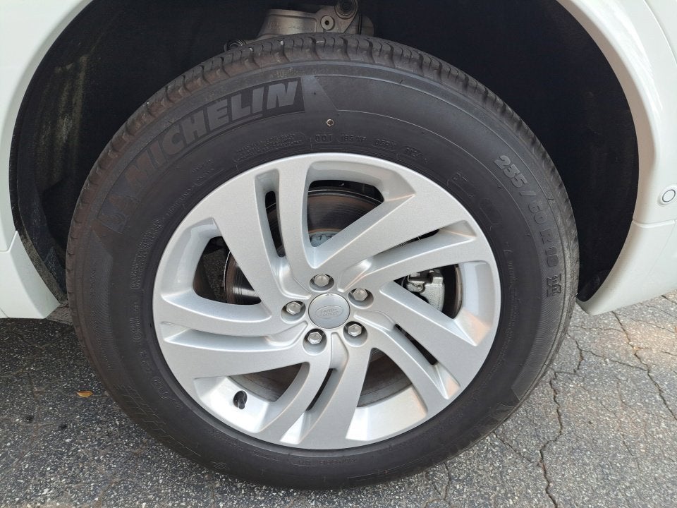 2024 Land Rover Discovery Sport Core S