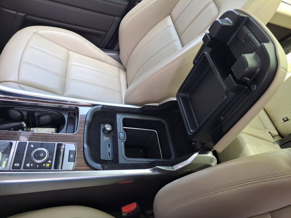 2021 Land Rover Range Rover Sport SE