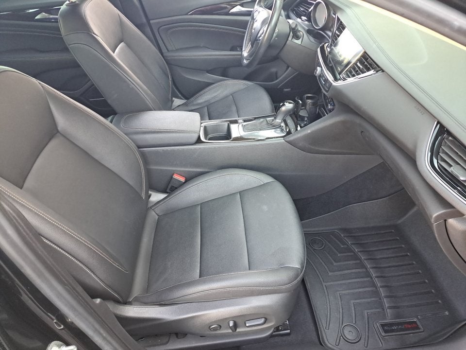 2018 Buick Regal TourX Essence