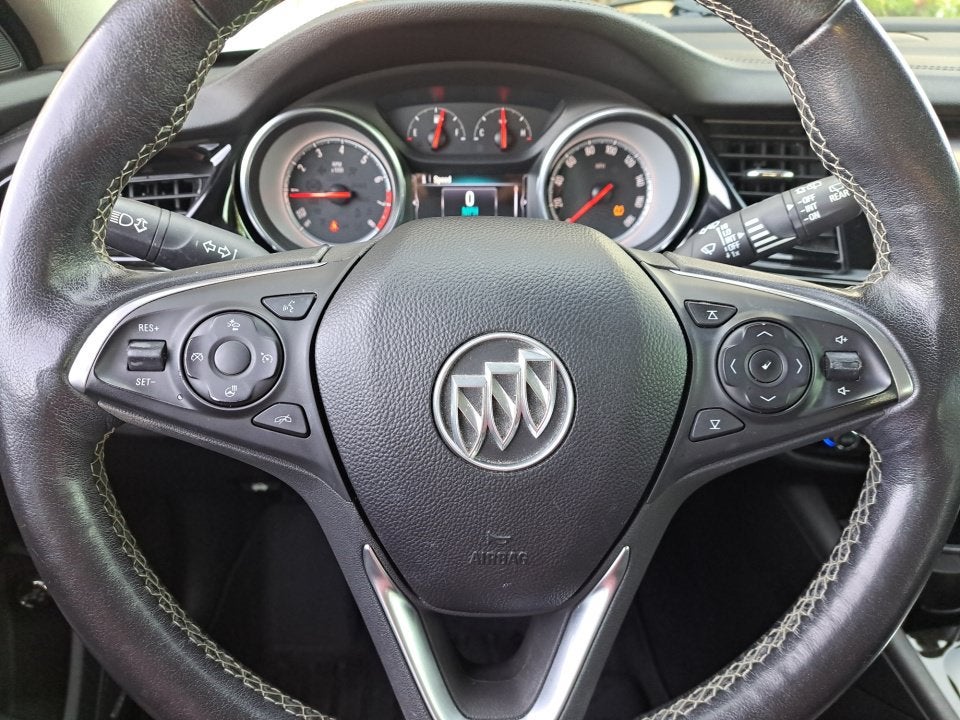 2018 Buick Regal TourX Essence