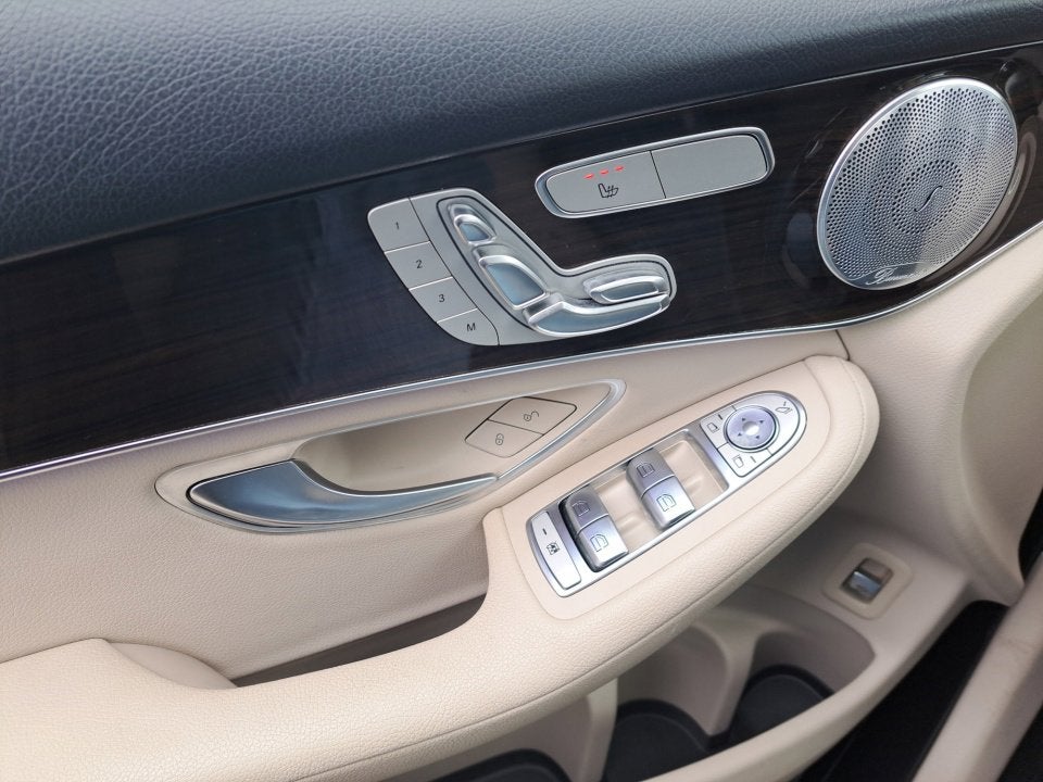 2020 Mercedes-Benz GLC GLC 300