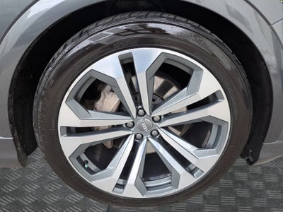 2019 Audi Q8 Prestige