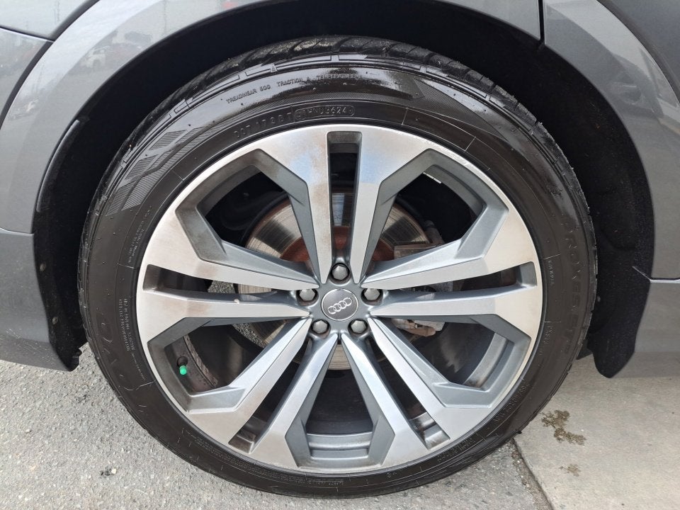 2019 Audi Q8 Prestige