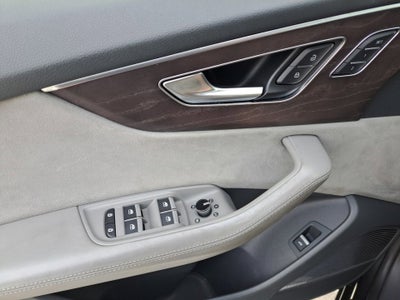 2019 Audi Q8 Prestige