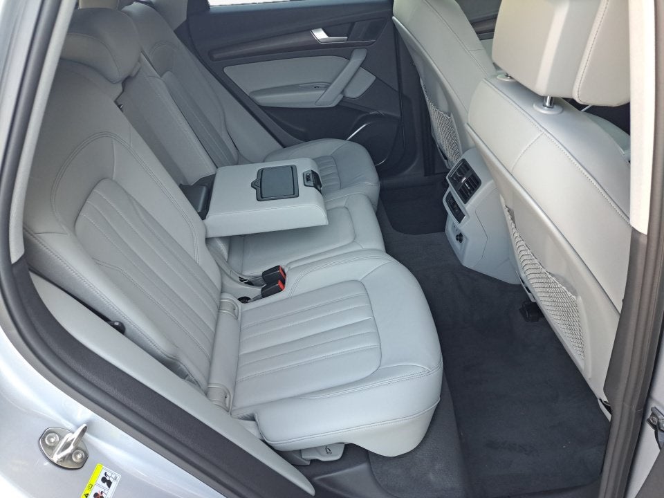 2022 Audi Q5 Premium 45 TFSI S line quattro S tronic