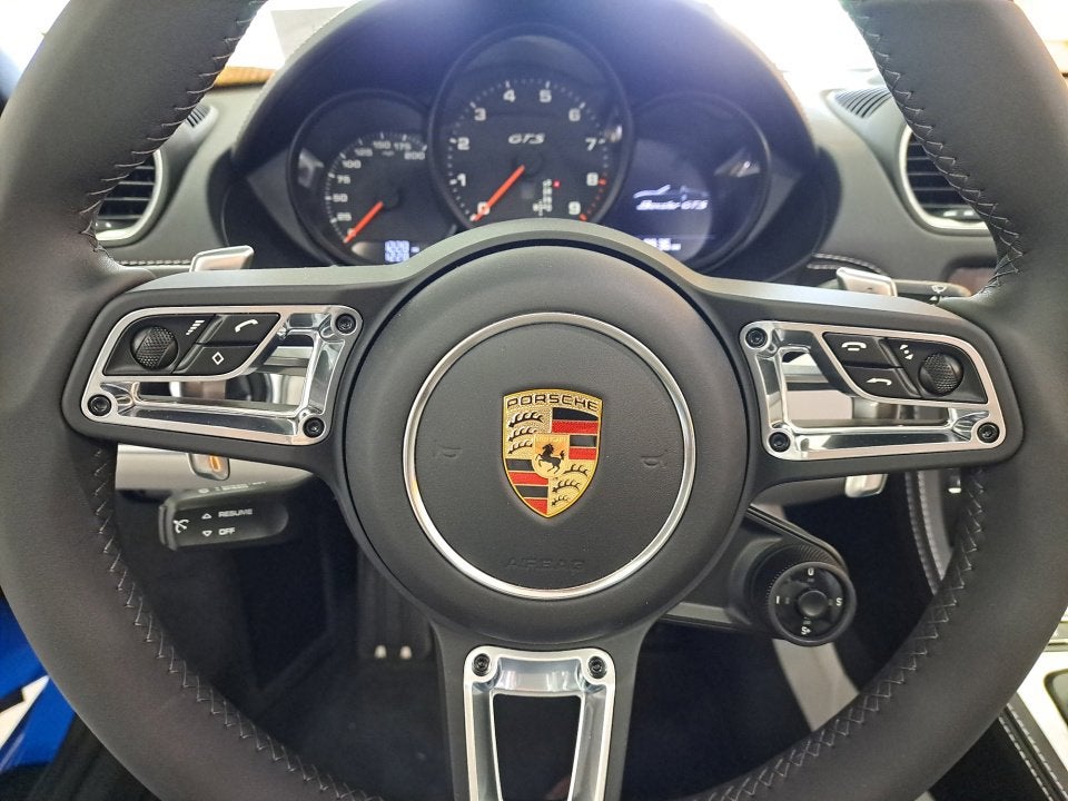 2025 Porsche 718 Boxster GTS 4.0