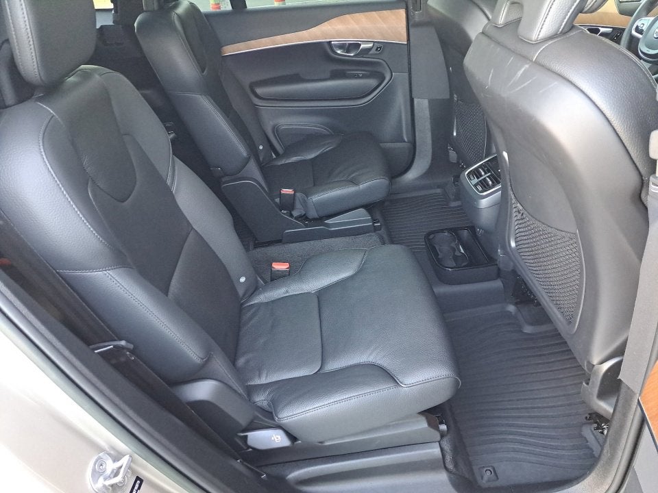 2023 Volvo XC90 Plus