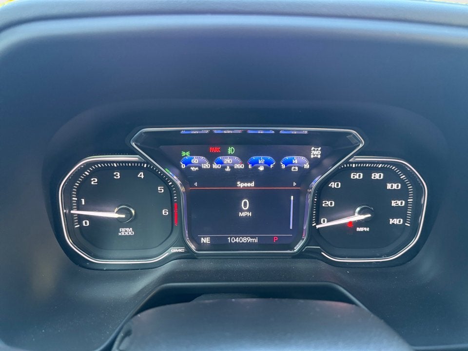 2021 GMC Yukon SLT