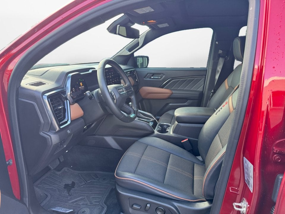 2024 GMC Canyon AT4