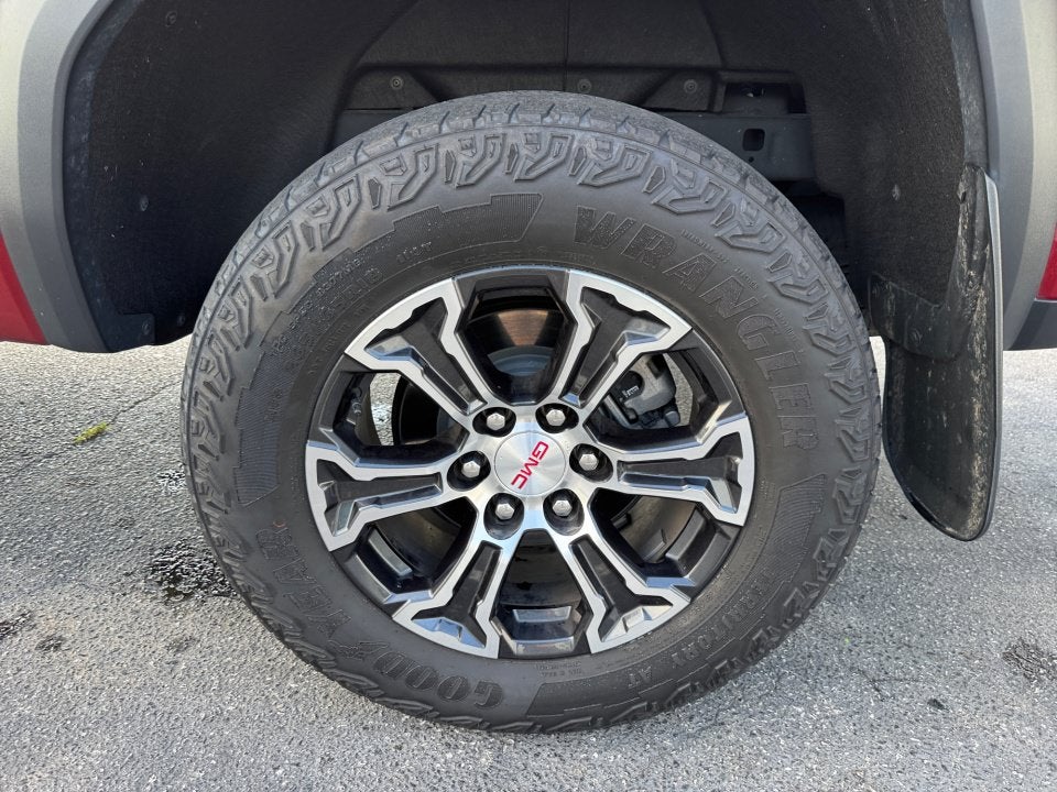 2024 GMC Canyon AT4