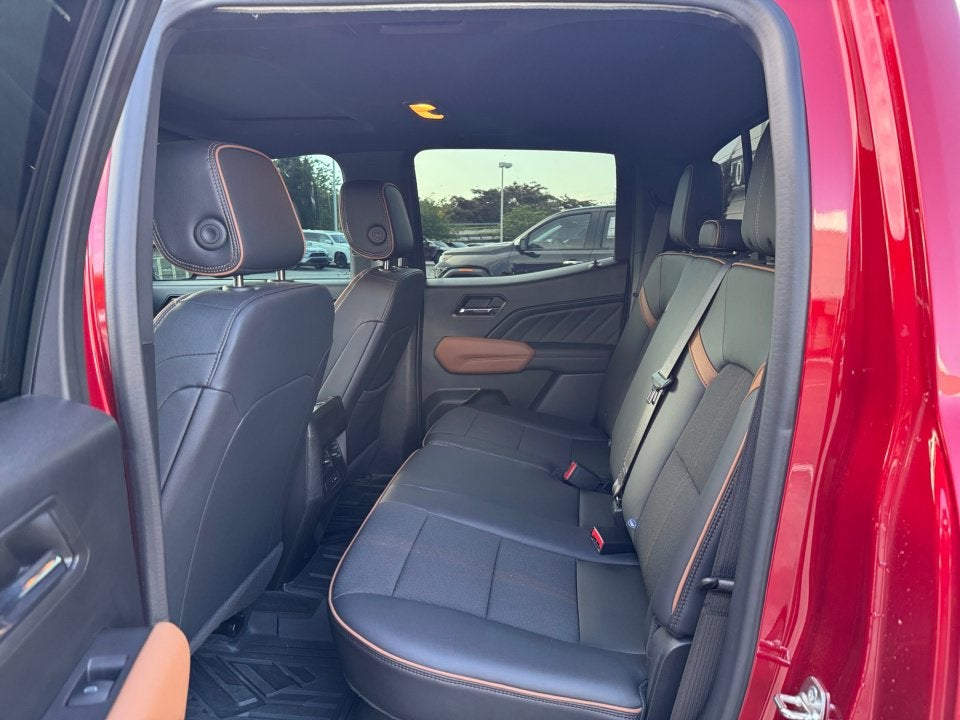 2024 GMC Canyon AT4