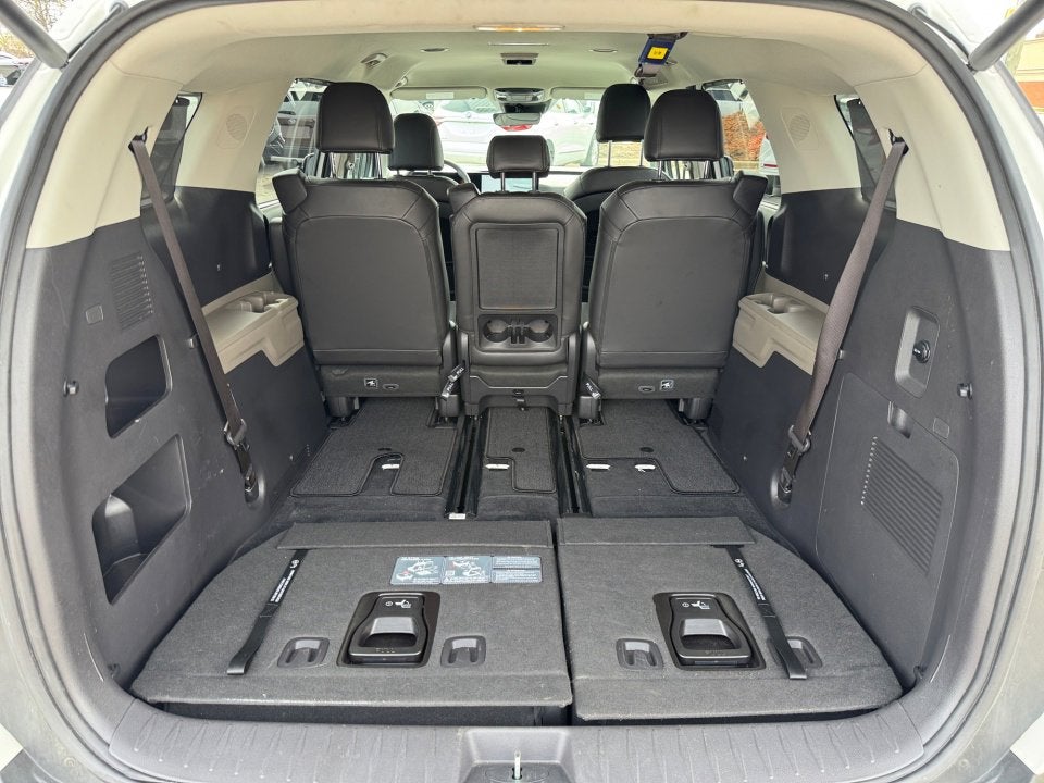 2025 Kia Carnival EX