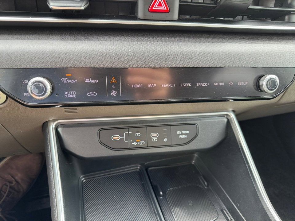 2025 Kia Carnival EX