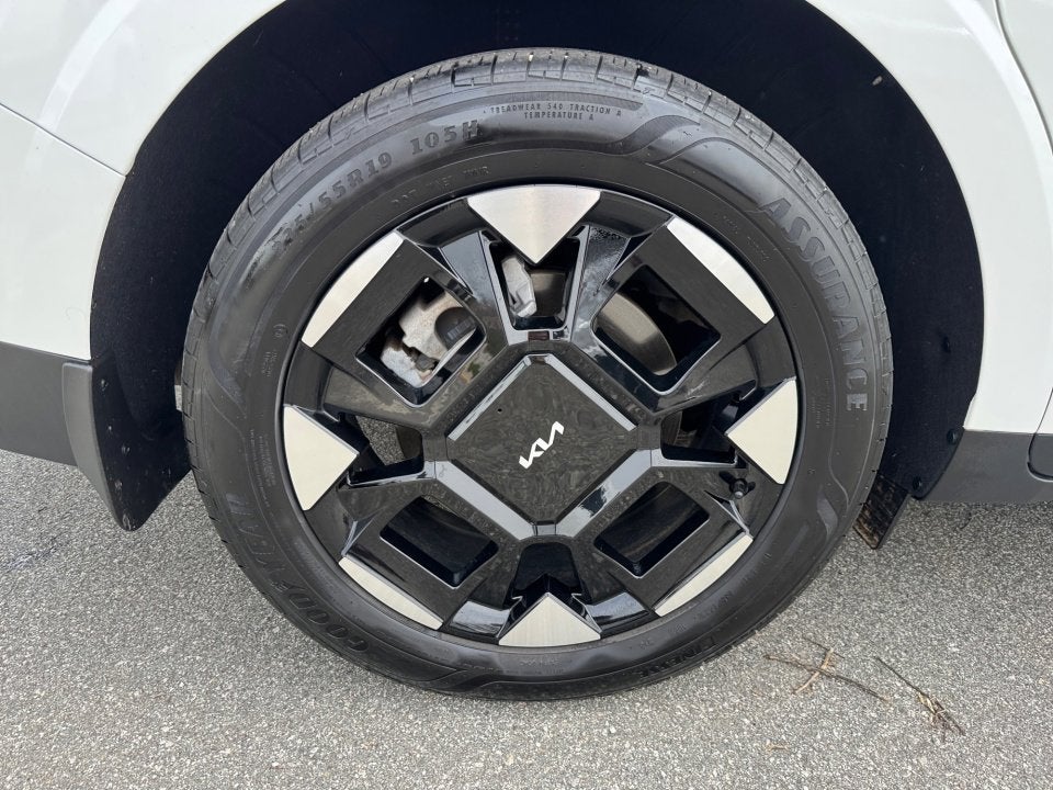 2025 Kia Carnival EX
